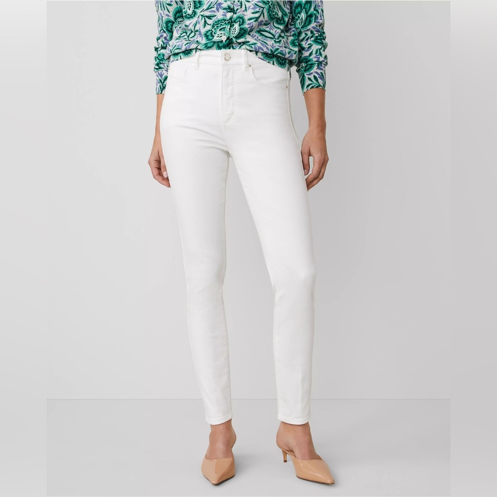 Ann Taylor White “The Skinny” Jeans